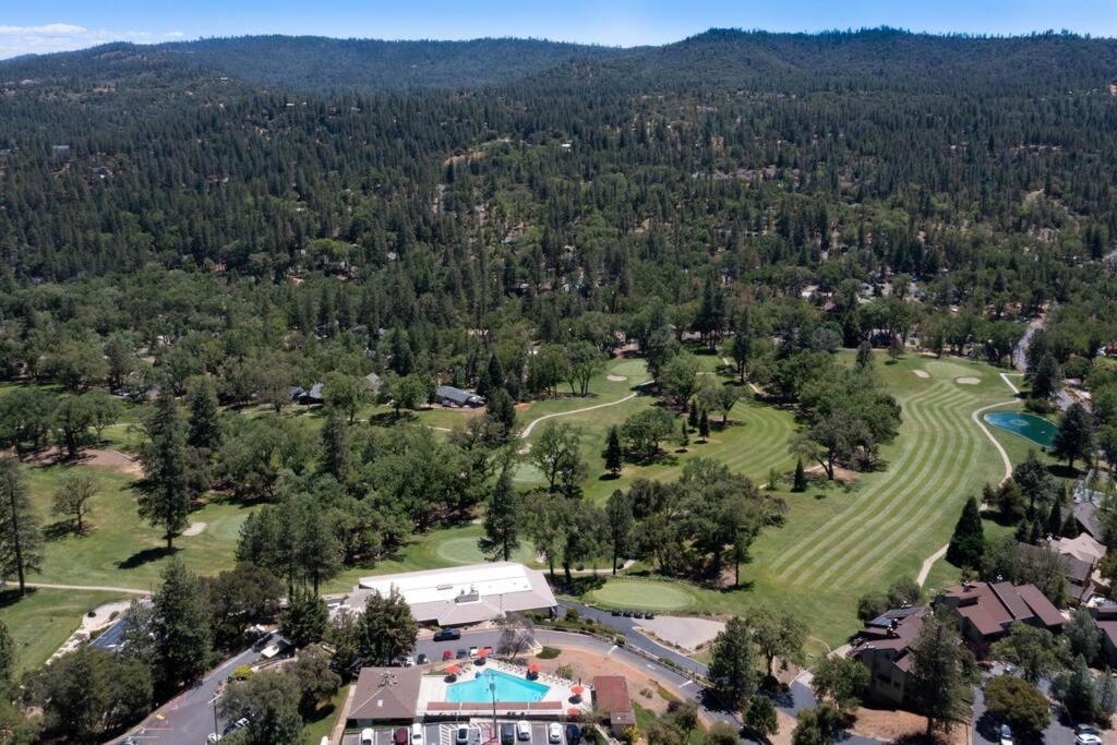 New Luxury Lake House In Pine Mountain Lake Close To Yosemite! Perfect For All Seasons! Great For Retreats, Getaways, Celebrations, And More! Гровленд Екстер'єр фото