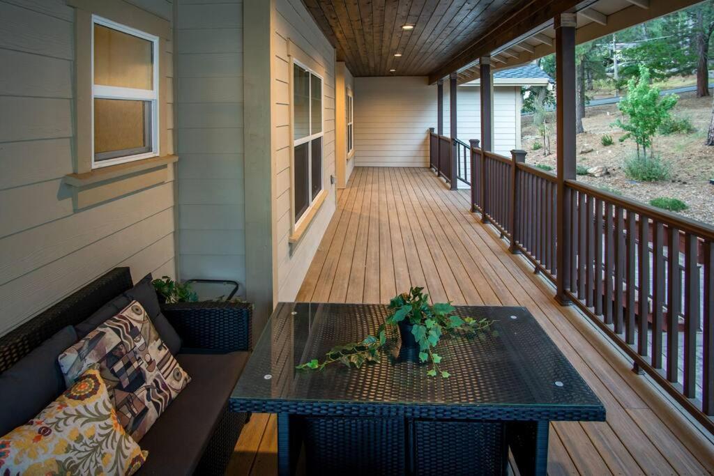 New Luxury Lake House In Pine Mountain Lake Close To Yosemite! Perfect For All Seasons! Great For Retreats, Getaways, Celebrations, And More! Гровленд Екстер'єр фото