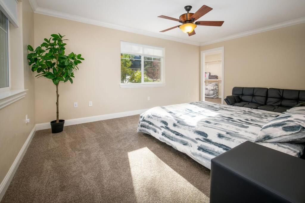 New Luxury Lake House In Pine Mountain Lake Close To Yosemite! Perfect For All Seasons! Great For Retreats, Getaways, Celebrations, And More! Гровленд Екстер'єр фото