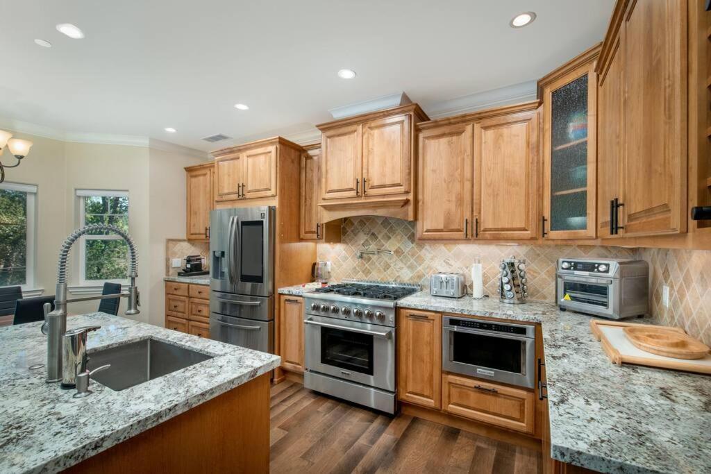 New Luxury Lake House In Pine Mountain Lake Close To Yosemite! Perfect For All Seasons! Great For Retreats, Getaways, Celebrations, And More! Гровленд Екстер'єр фото