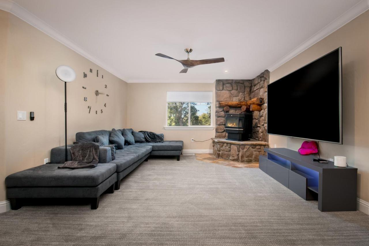 New Luxury Lake House In Pine Mountain Lake Close To Yosemite! Perfect For All Seasons! Great For Retreats, Getaways, Celebrations, And More! Гровленд Екстер'єр фото